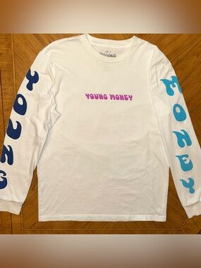 American Eagle x Young Money Shirt Mens Medium White Long Sleeve Lil Wayne Globe